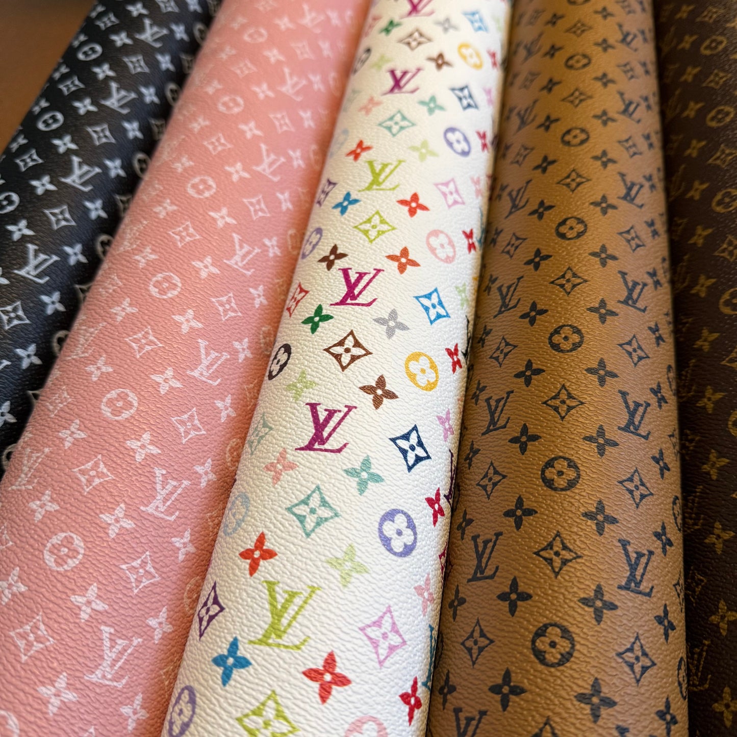MINI LOGO LEATHER